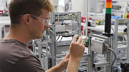 Engineering Technology Support Specialist program