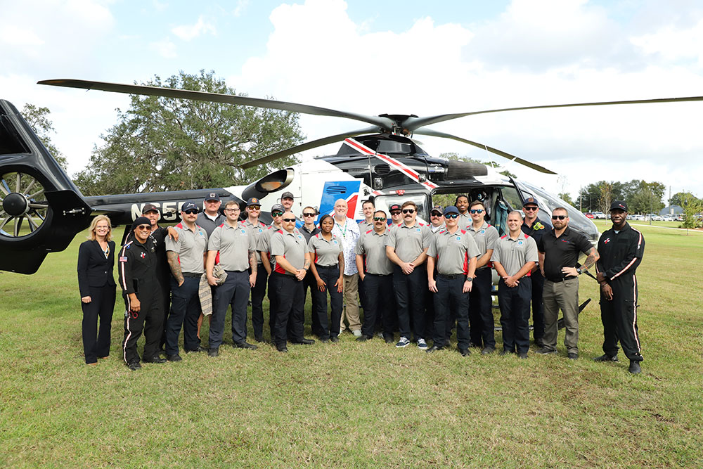 SJR State students and Trauma One helicopter